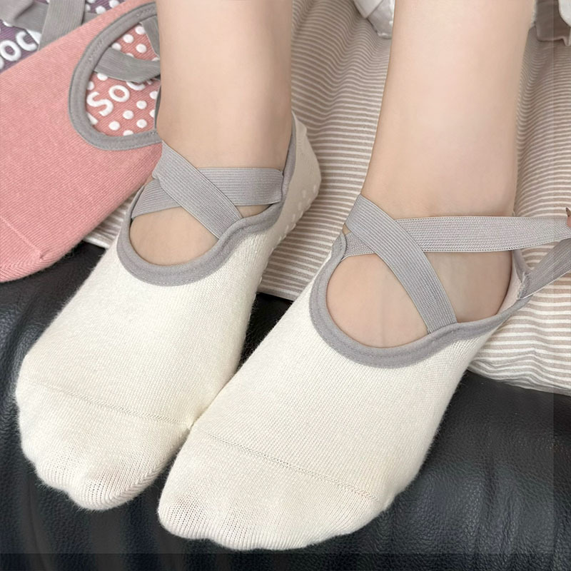 Professional Women Yoga Sock S - Pilates & Yoga Reversible Mockneck Sweatshirt ulasan dan harga